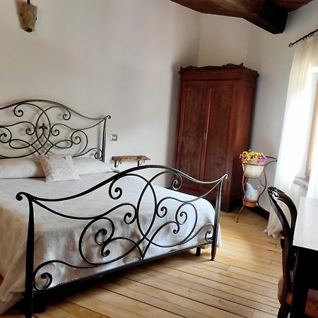 B&B I Martelli เตรวี ภายนอก รูปภาพ