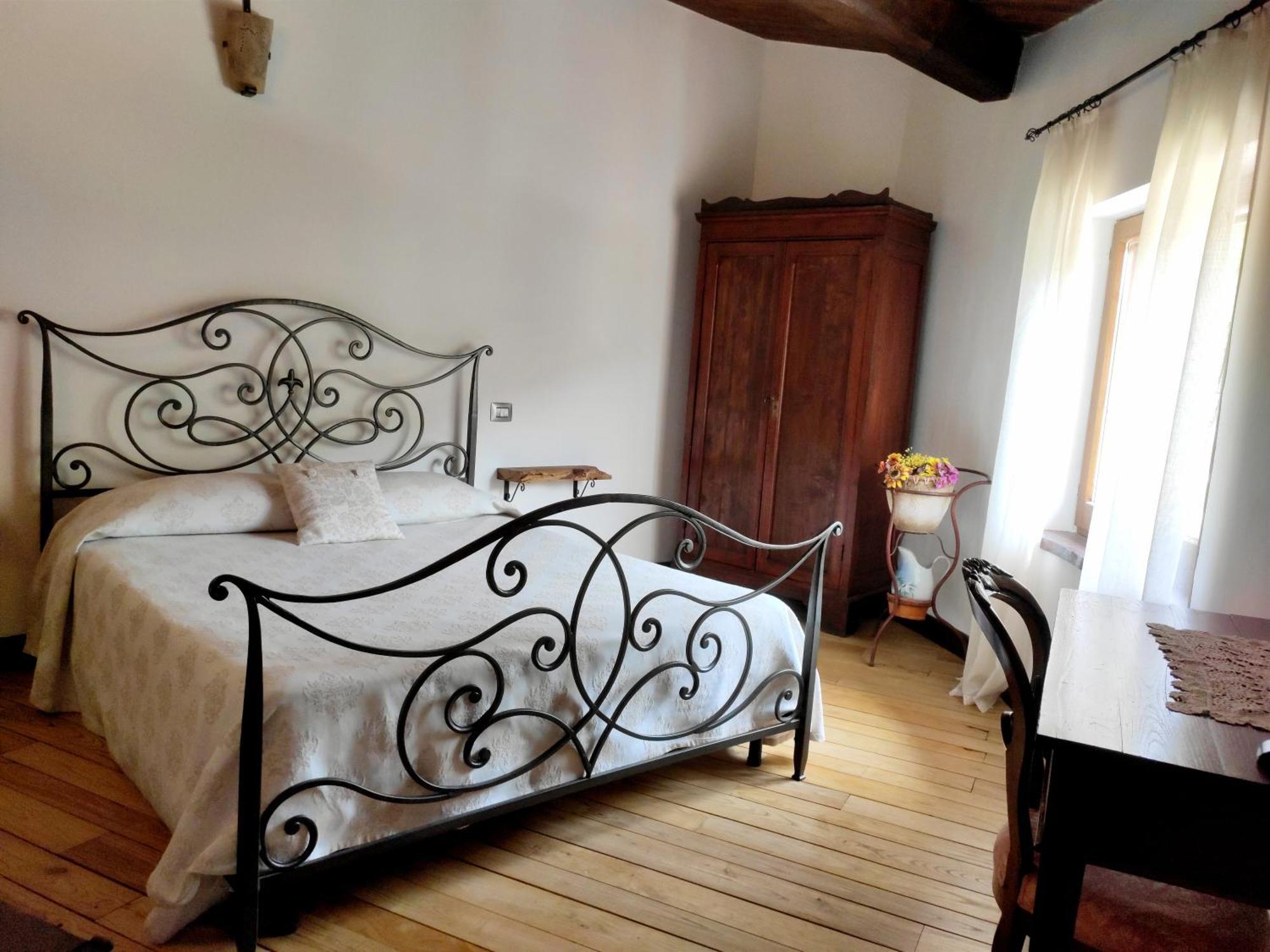 B&B I Martelli เตรวี ภายนอก รูปภาพ